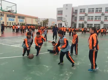 青少年大前锋如何进行高效训练?_2